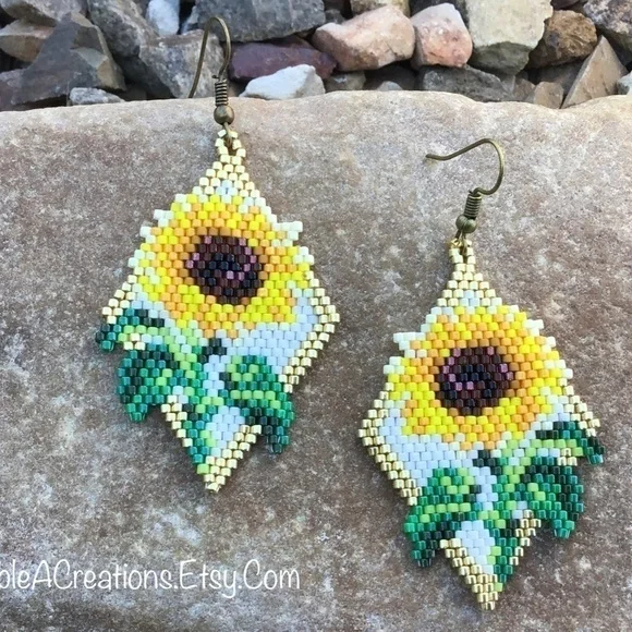 Sunflower Beaded Earrings, New, Handmade by Me - Picture 3 of 7
